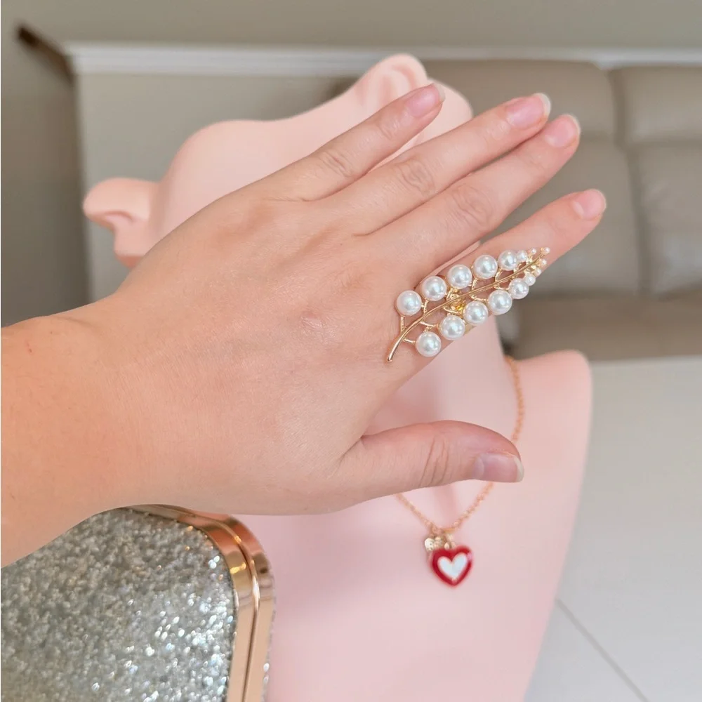 Gold and Pearl Leaf Ring